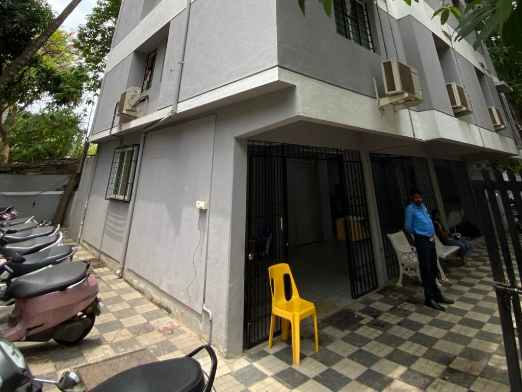 Image Showing Metrocity Girls Hostel with 24/7 Securiy In Kothrud Madhavbaug Pune